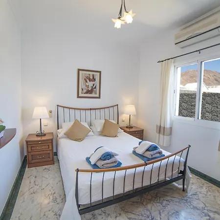 Villa Costa Gwiga *