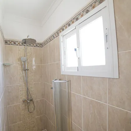 Βίλα Costa Gwiga *